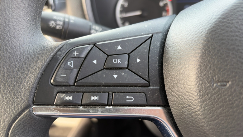 Nissan Juke 1.0 DiG-T 114 Acenta 5dr Petrol Hatchback